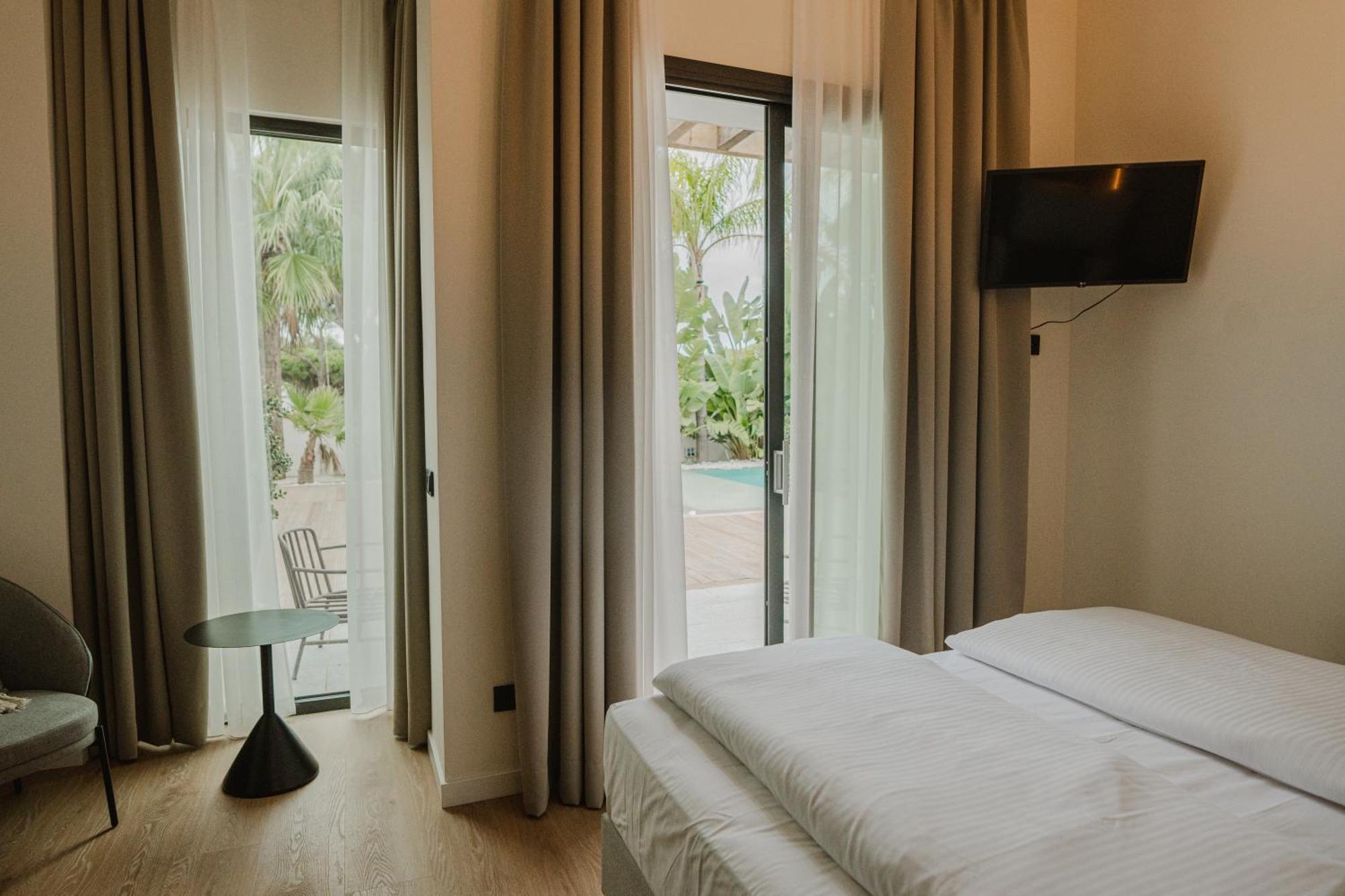 Casa Cuatro Boutique Hotel - Adults Recommended Novo Sancti Petri Luaran gambar